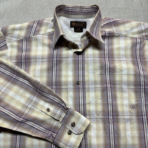 Ariat Button Down Long Sleeve Mens M Mauve Yellow Plaid‎ Western Workwear Vented - Picture 1 of 13